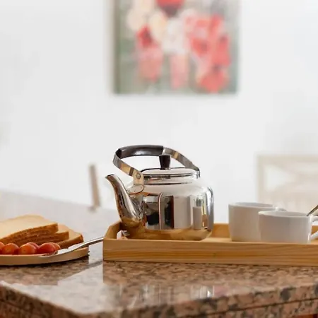 Happiness Corner Floritas Apartamento