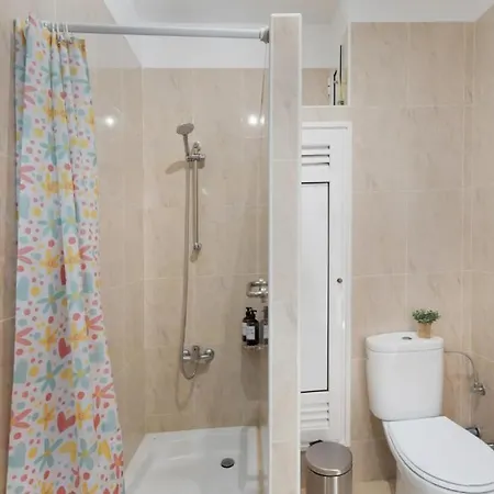 Happiness Corner Floritas Daire Playa de las Américas